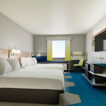 Microtel Inn Suites By Wyndham Lac-Mégantic Exterior foto