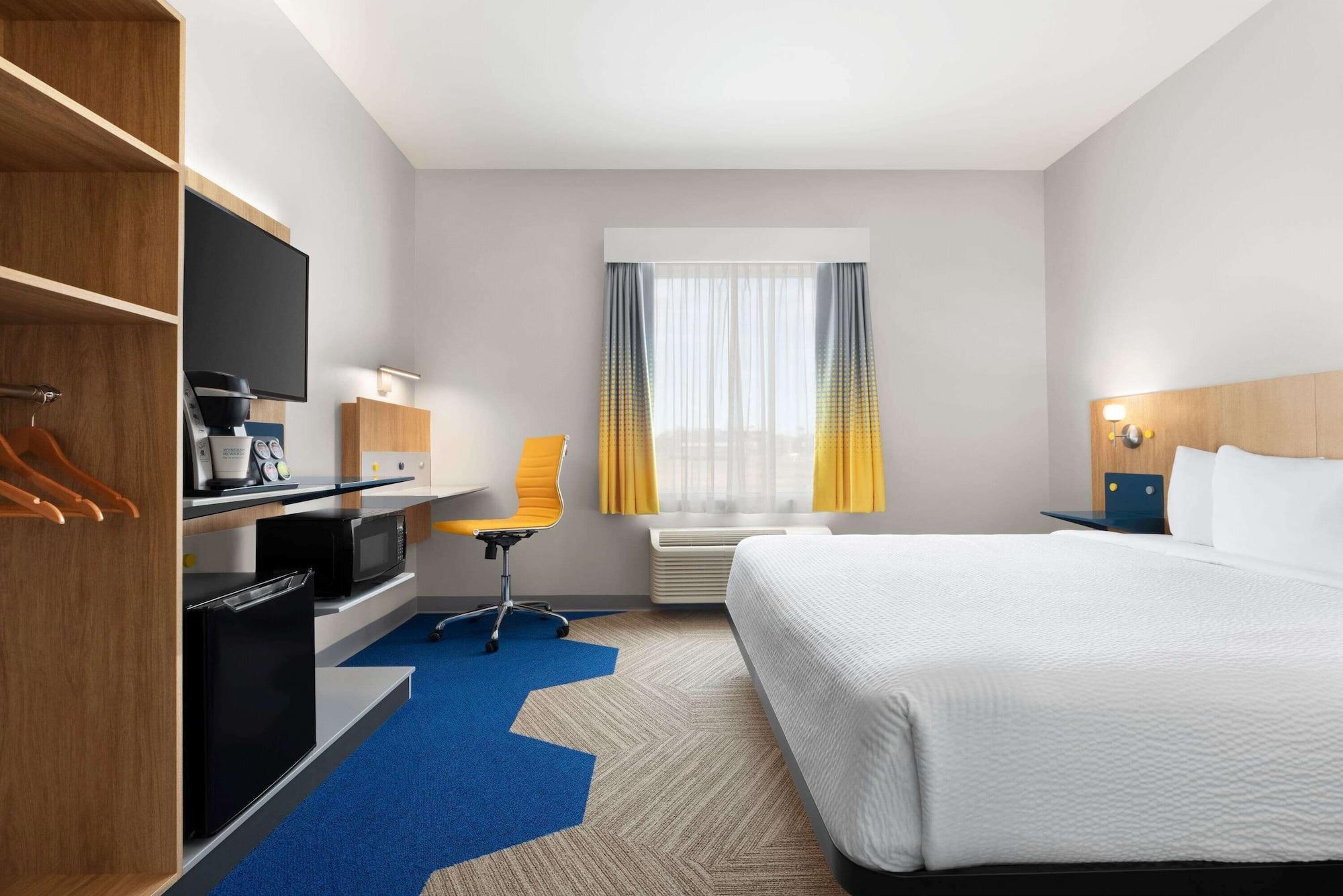 Microtel Inn Suites By Wyndham Lac-Mégantic Exterior foto